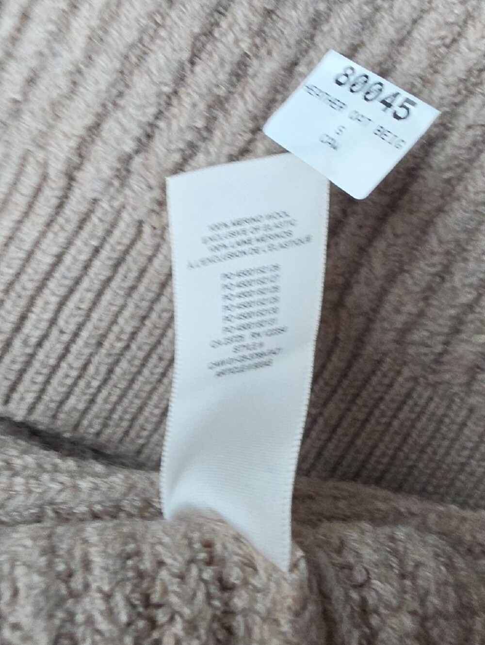 (S) Babaton Aritzia Taupe Ribbed V-Neck Sweater 100% Merino Wool Luxurious - Picture 5 of 9